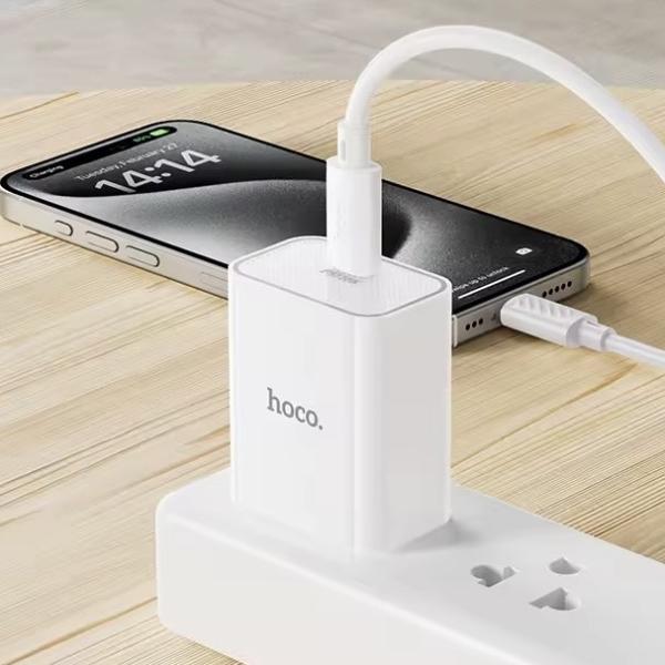 Hoco USB-C fast charger adapter 20W